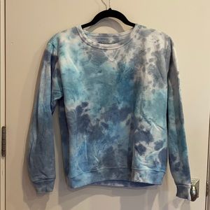 NWOT HAND TIEDYED SWEATSHIRT SIZE S